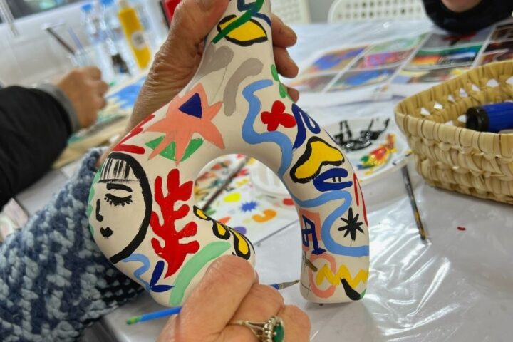 Atelier peinture sur poterie
