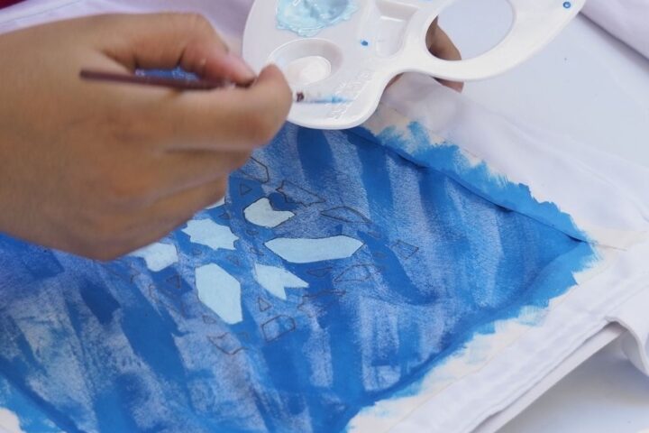 Atelier peinture sur totebage